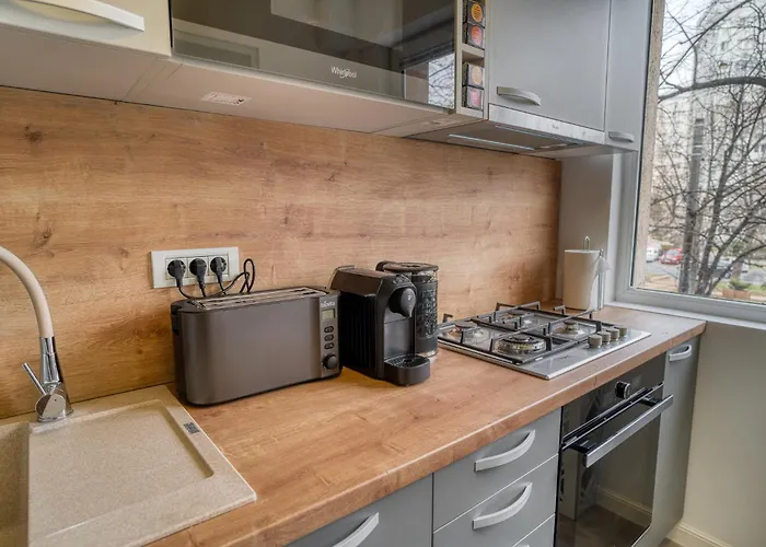 Chic Retreat: Newly Renovated 1br Apartmán