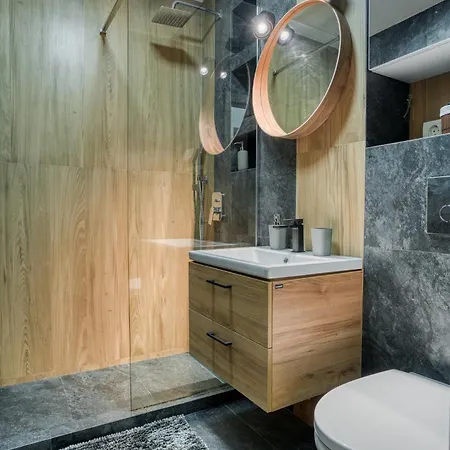 Apartment Chic Retreat: Newly Renovated 1br *