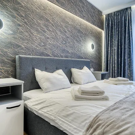 Chic Retreat: Newly Renovated 1br *