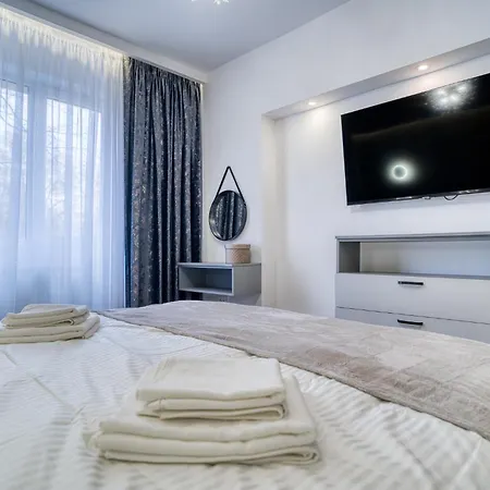 Apartament Chic Retreat: Newly Renovated 1br