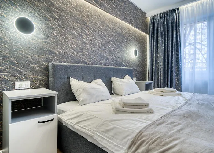 Chic Retreat: Newly Renovated 1br *