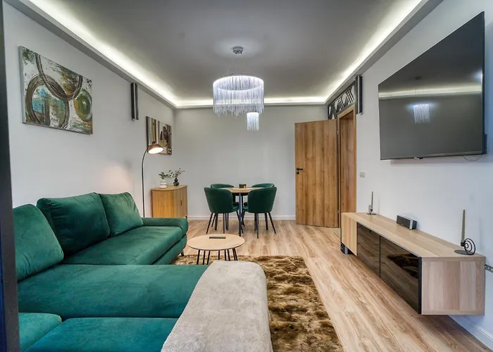 Chic Retreat: Newly Renovated 1br شقة *